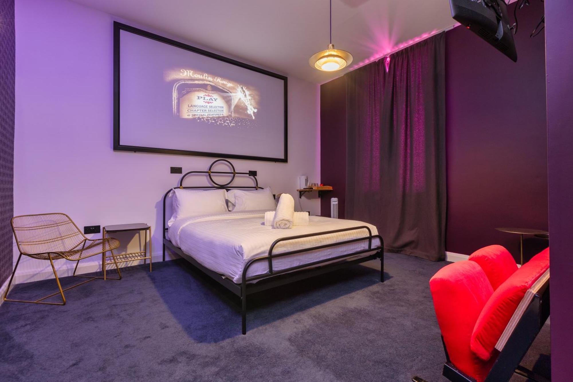 Art B&B Blackpool Bagian luar foto